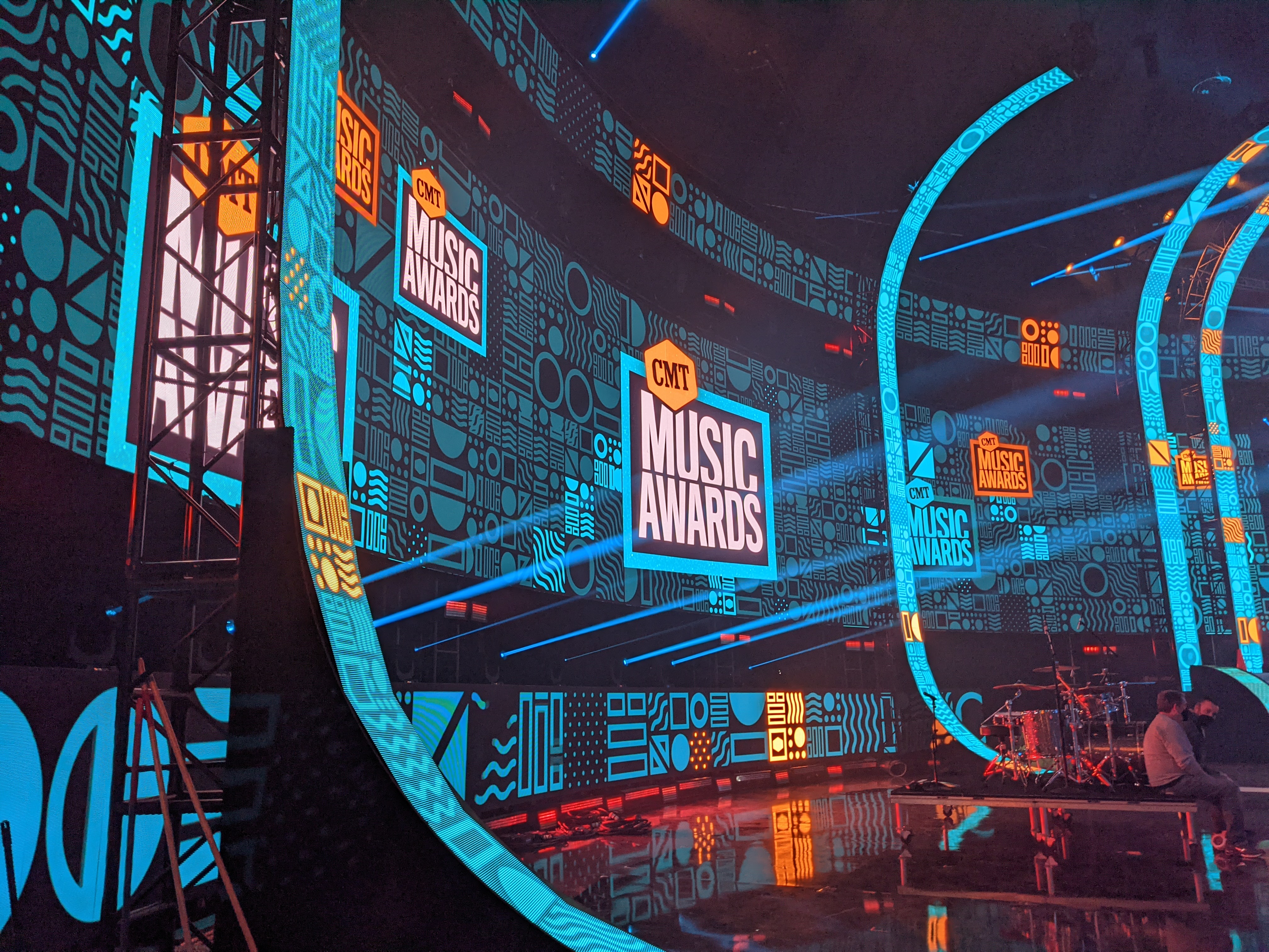 PXL_20220409_231757808